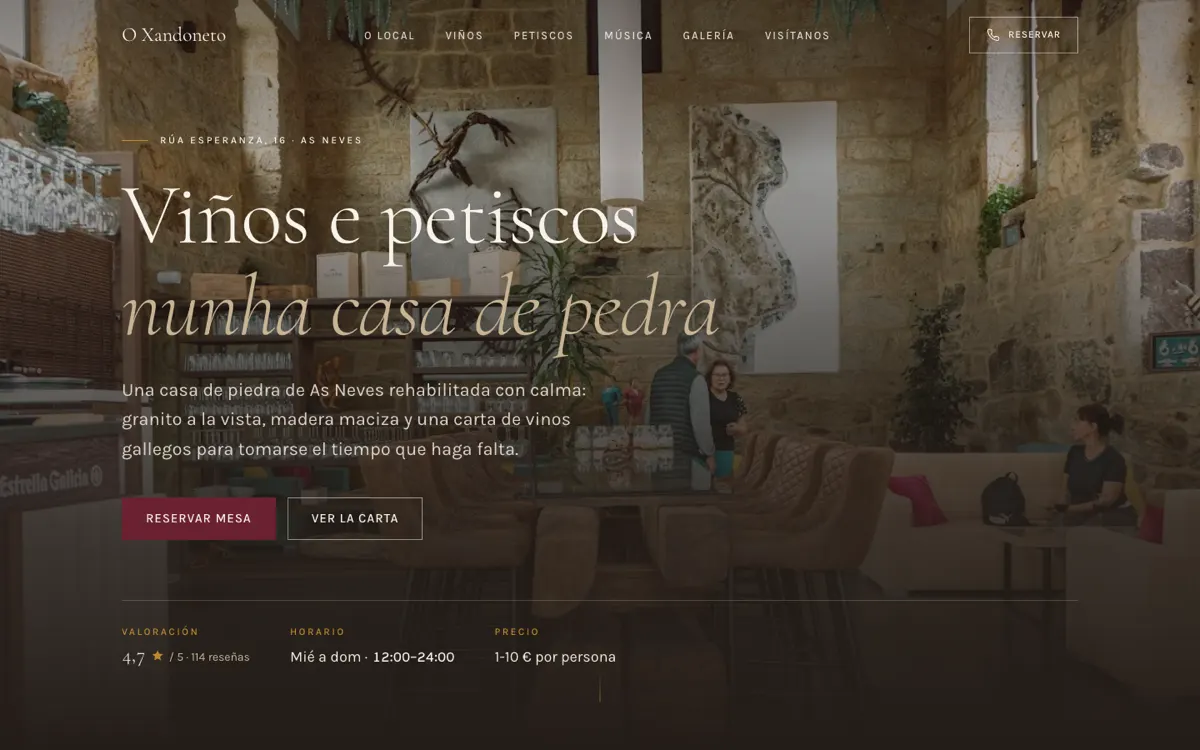 Vista previa de la web de una vinoteca de As Neves: «Viños e petiscos nunha casa de pedra», con foto del interior del local